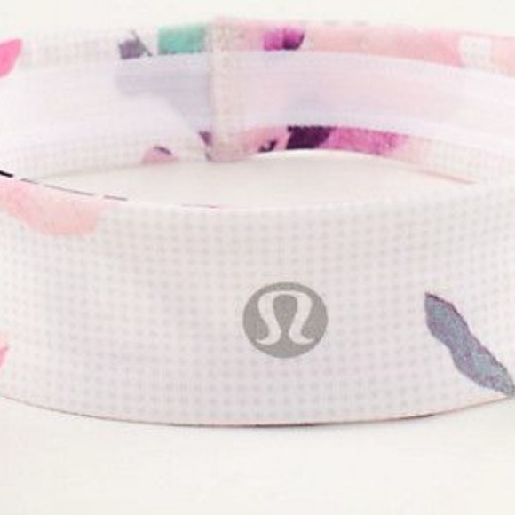 lululemon athletica Pink and Purple Floral Woman Headband OS Great Condition - Picture 1 of 8